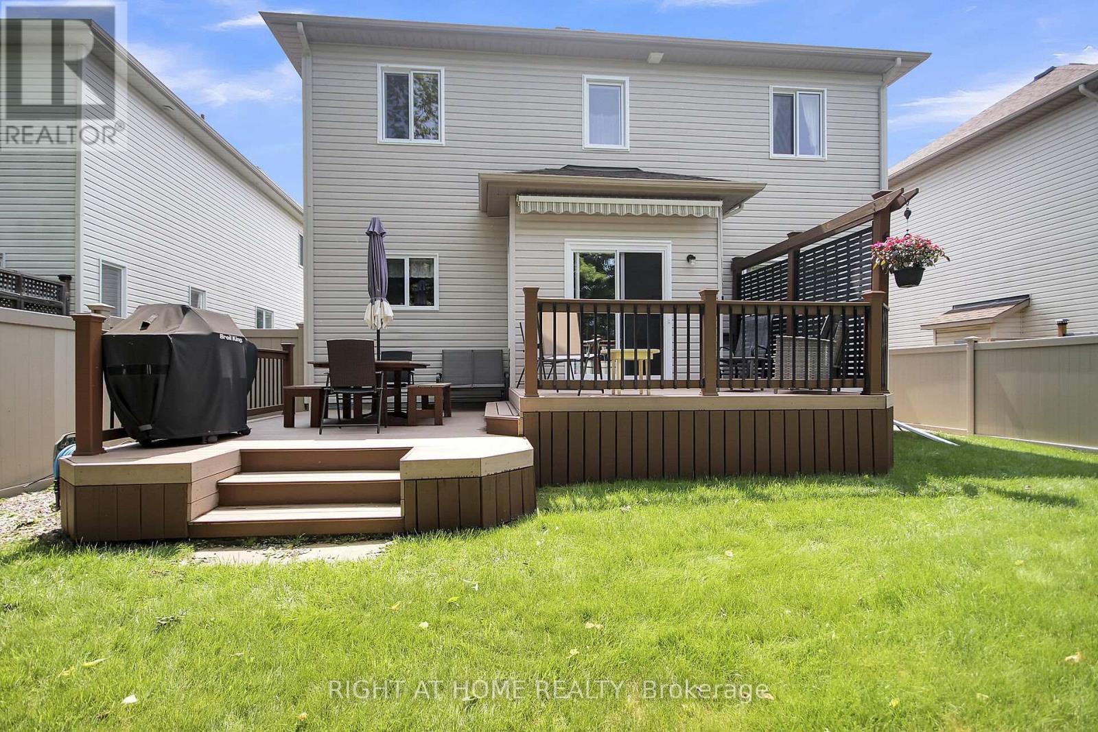 Photo 34 of 13 Sirocco Crescent, Ottawa ON