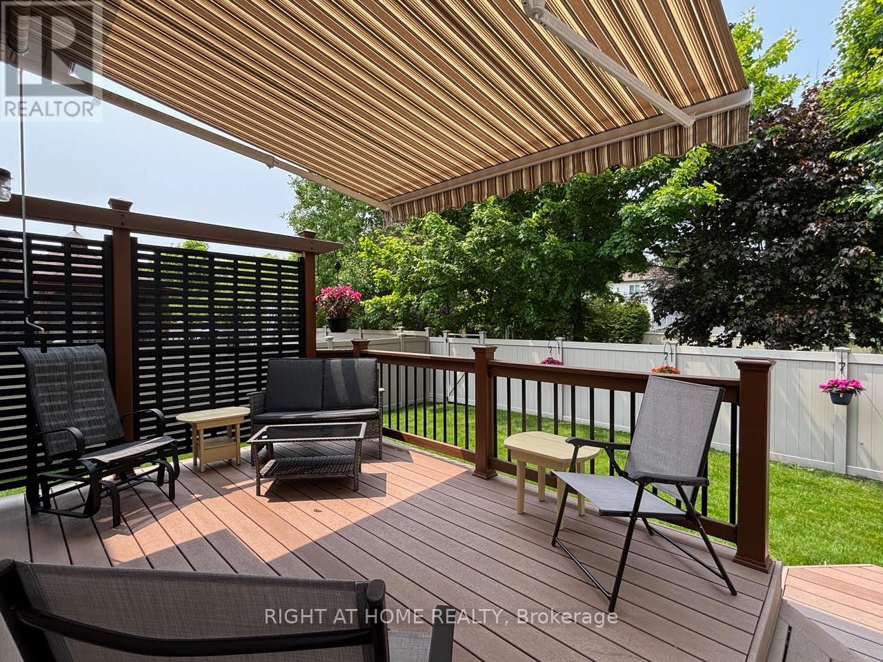 Photo 39 of 13 Sirocco Crescent, Ottawa ON