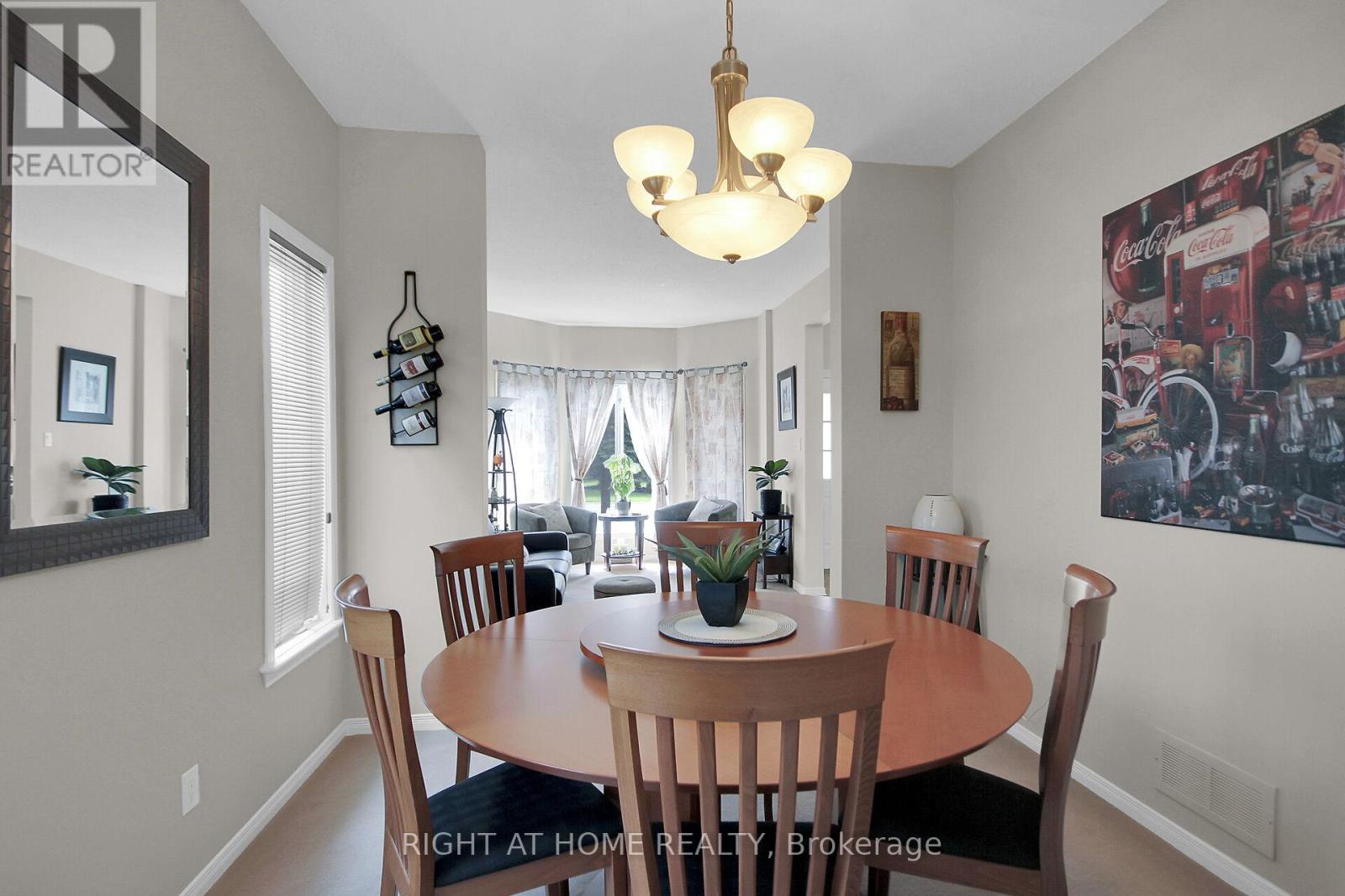 Photo 7 of 13 Sirocco Crescent, Ottawa ON