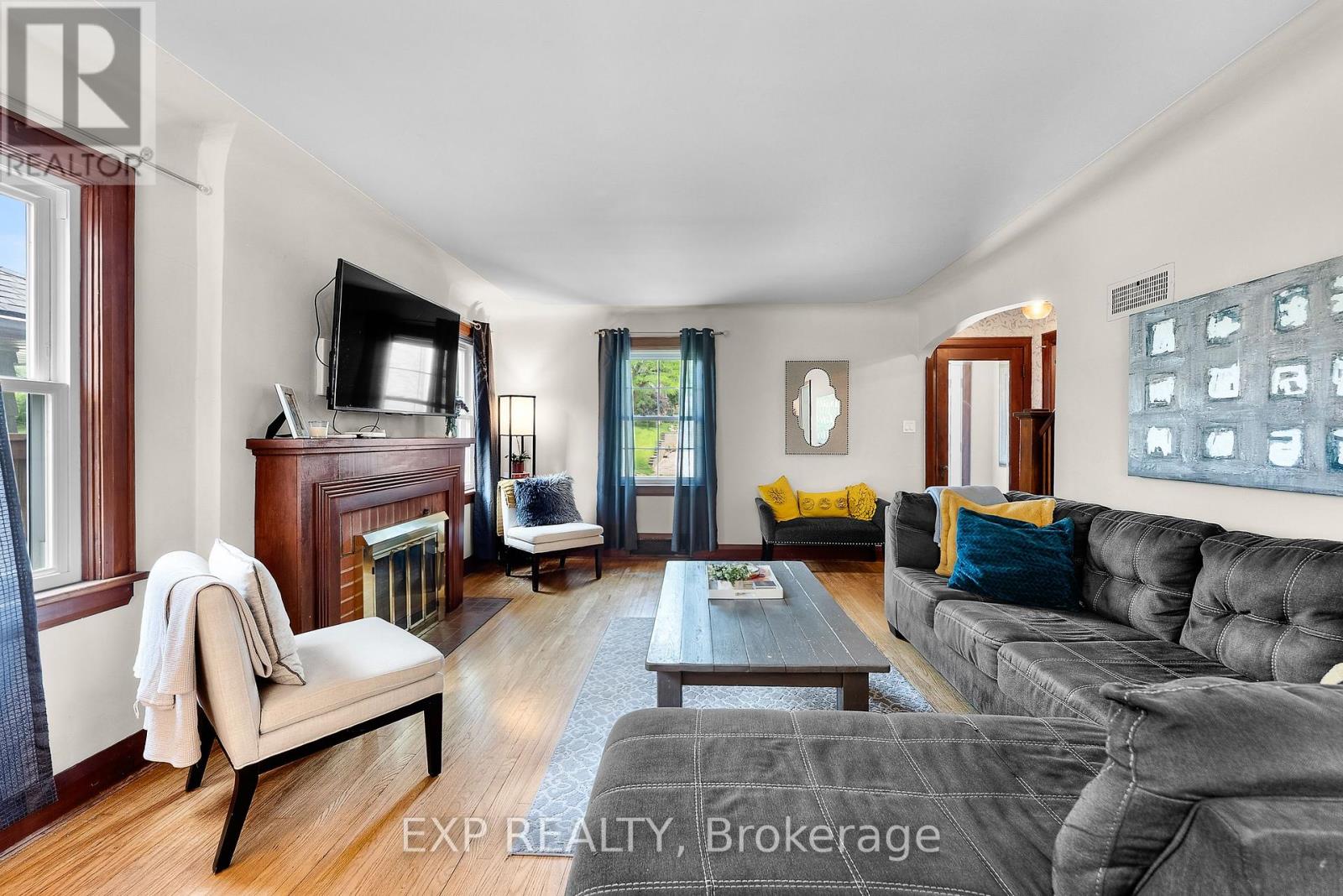 Photo 13 of 5196 Valley Way, Niagara Falls ON