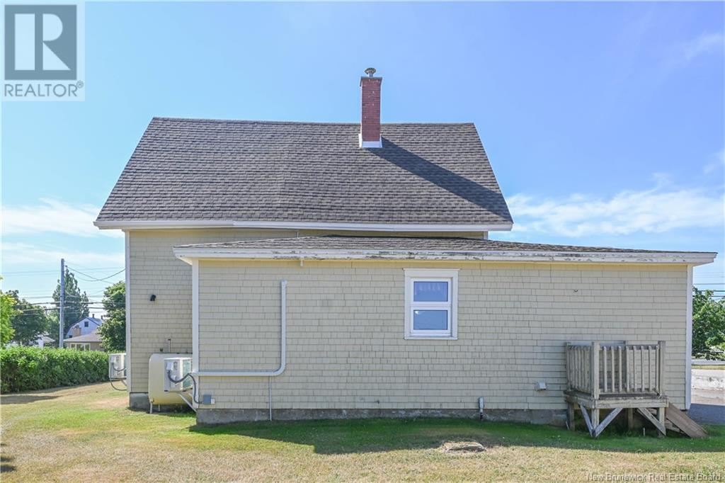 Photo 5 of 351 Saint Pierre E Boulevard, Caraquet NB