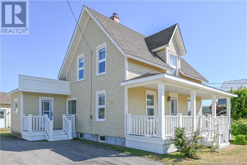 Photo 31 of 351 Saint Pierre E Boulevard, Caraquet NB