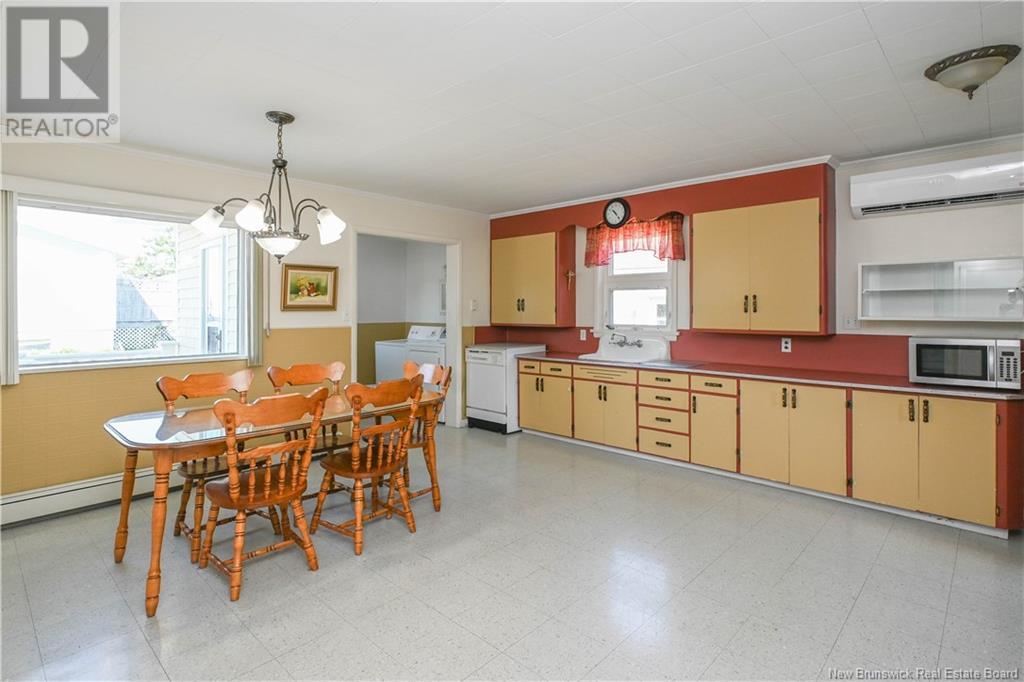 Photo 11 of 351 Saint Pierre E Boulevard, Caraquet NB
