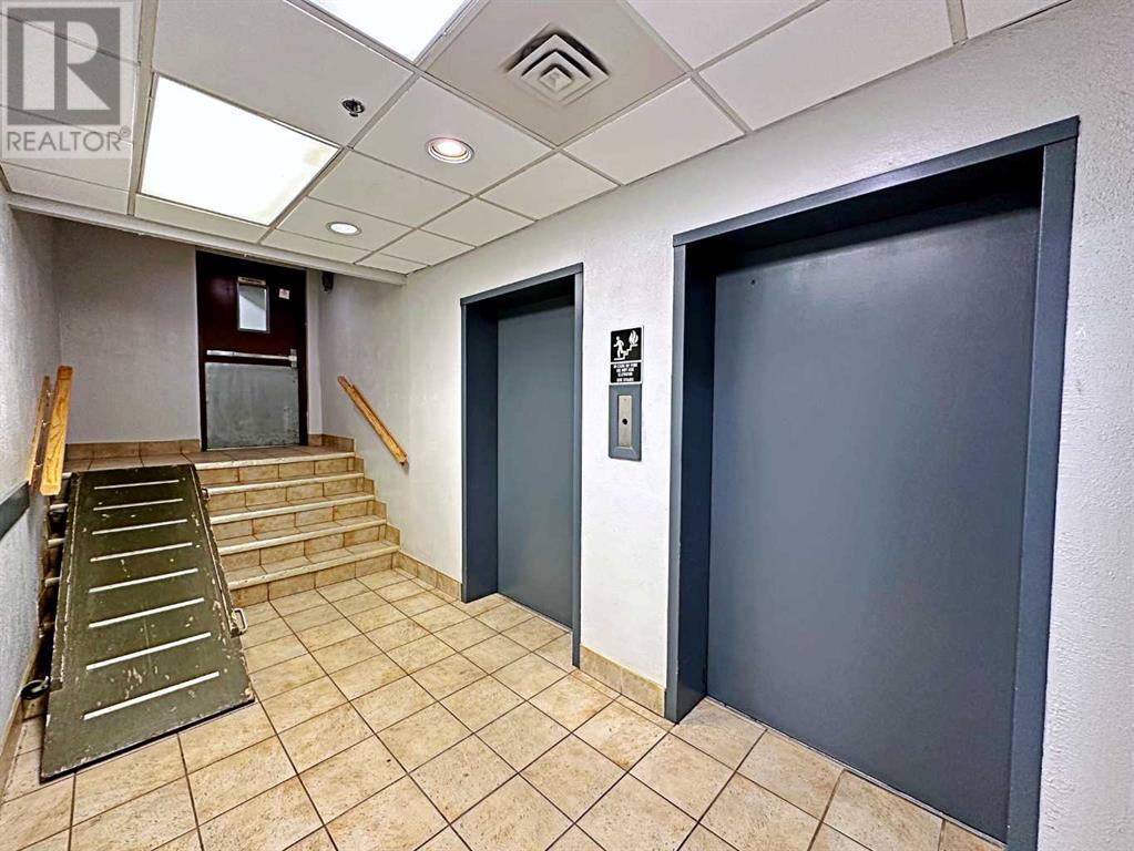 10006 MacDonald Avenue, Fort McMurray