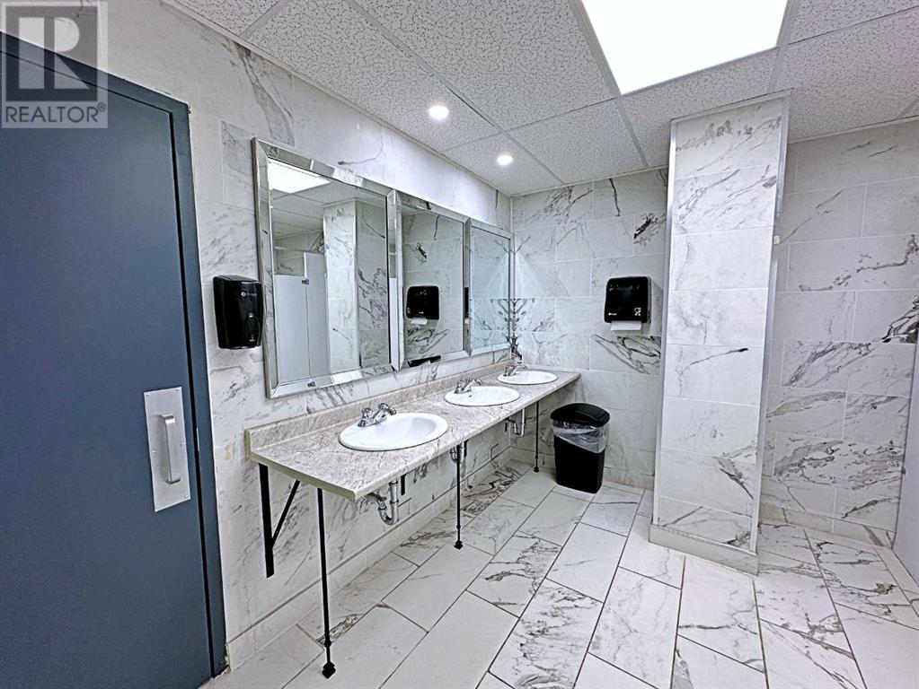 10006 MacDonald Avenue, Fort McMurray