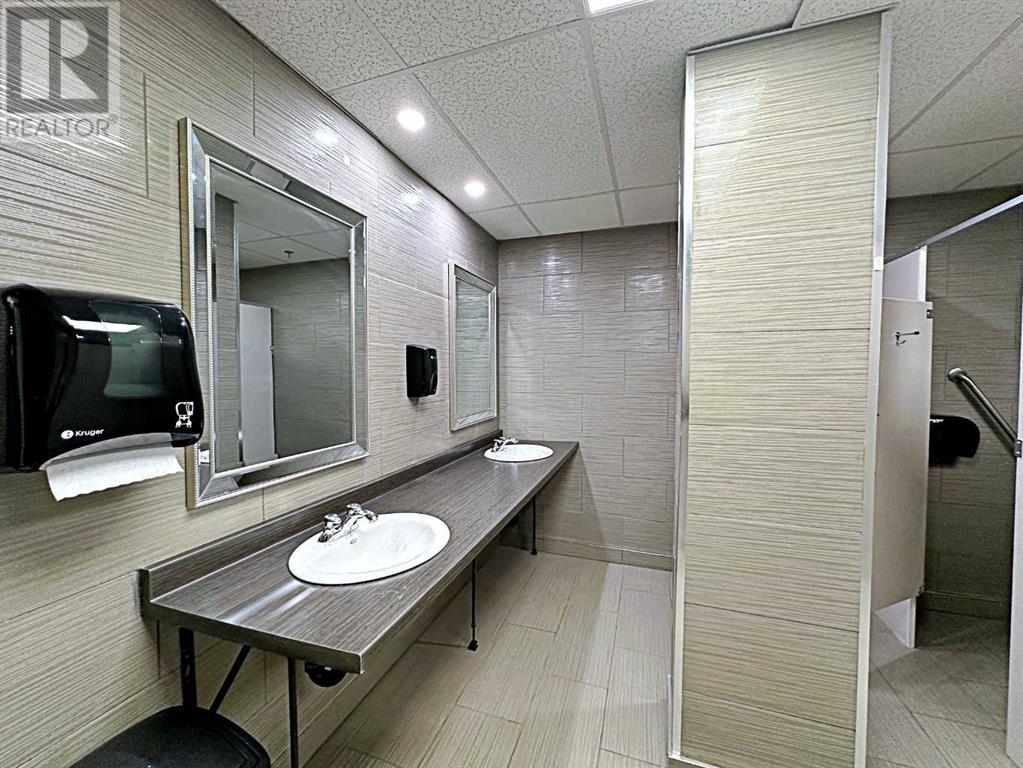 10006 MacDonald Avenue, Fort McMurray