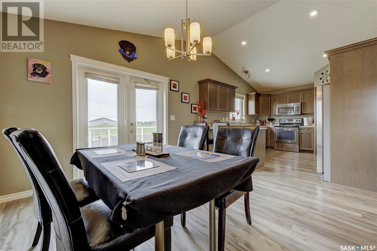 Photo 11 of 101 Beaudry Crescent, Martensville SK