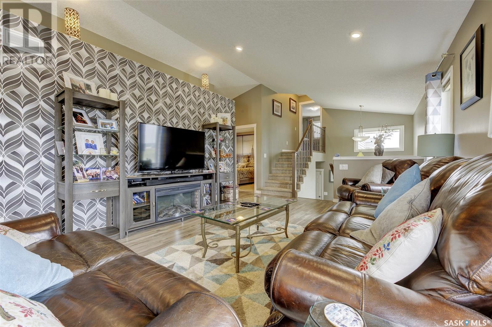 Photo 7 of 101 Beaudry Crescent, Martensville SK