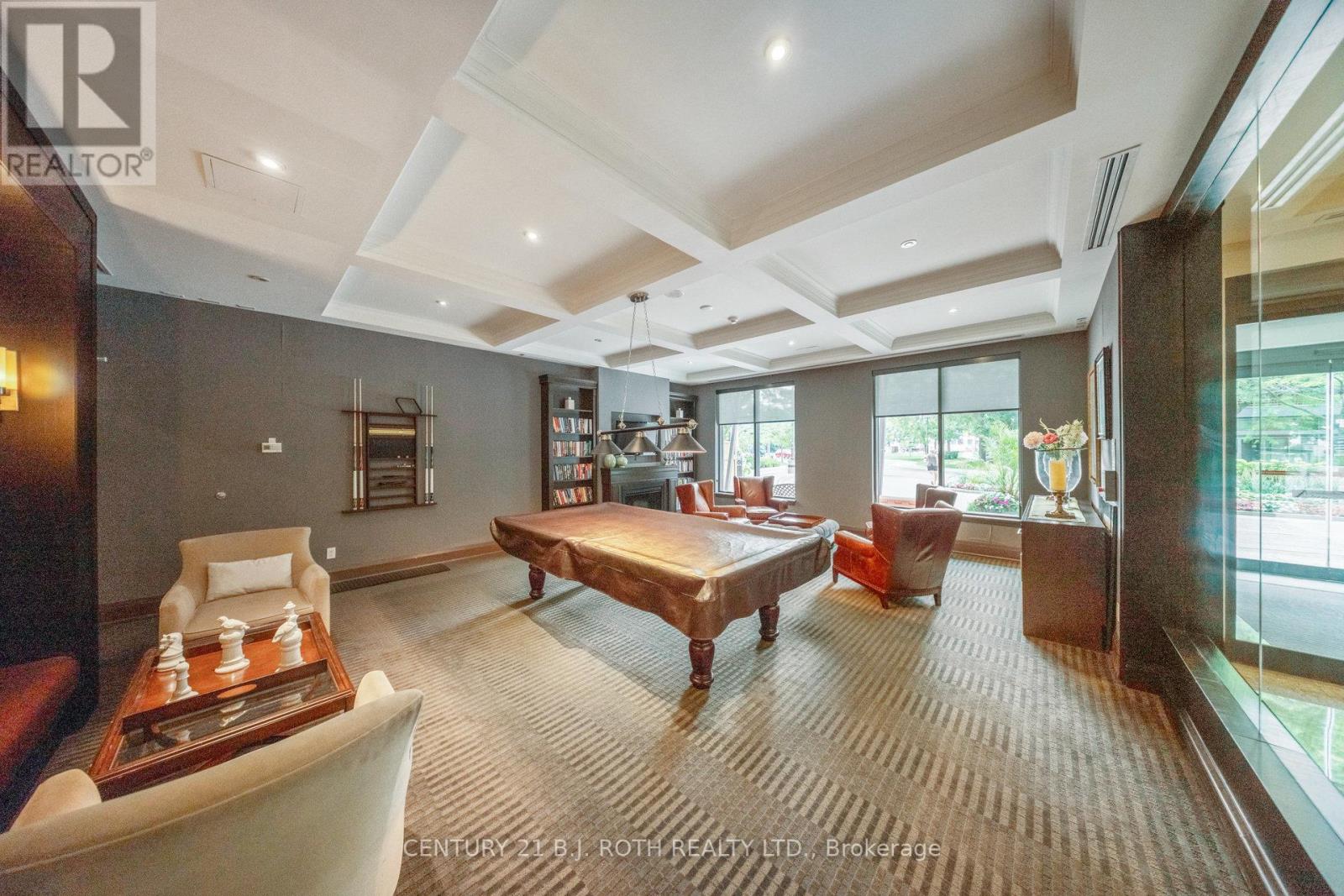 Photo 24 of 318 1135 Royal York Road, Toronto ON