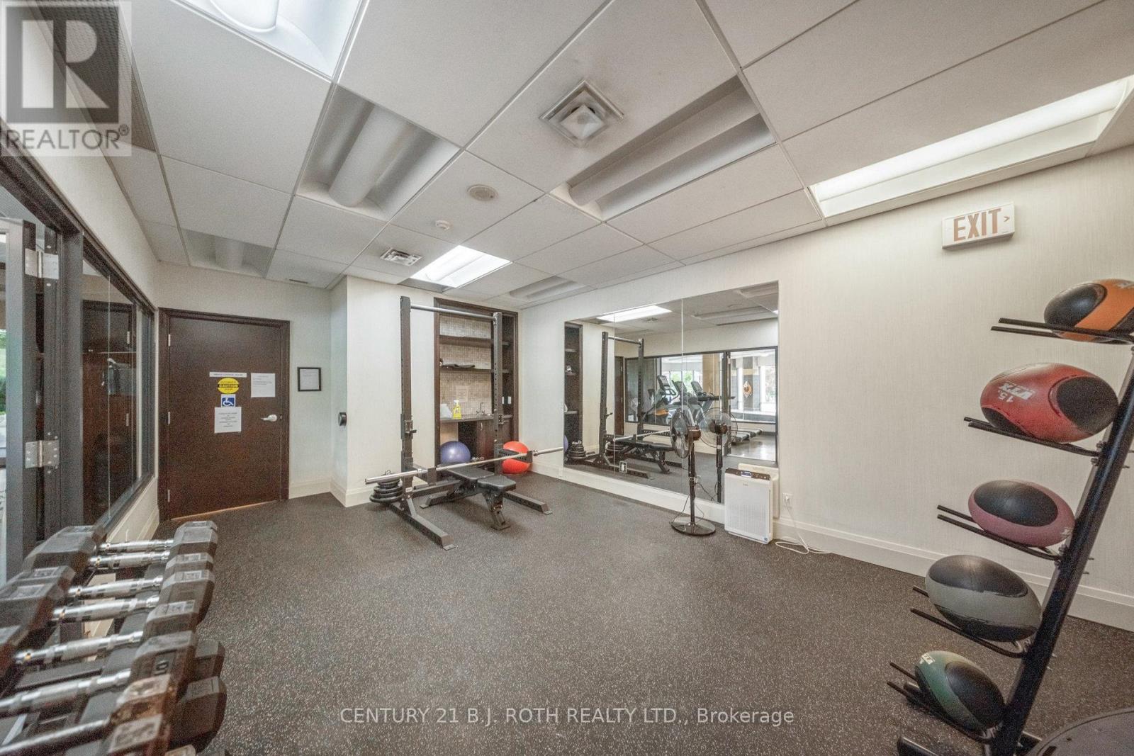 Photo 26 of 318 1135 Royal York Road, Toronto ON