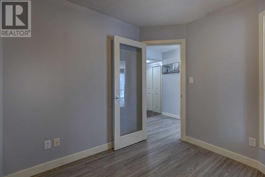 Single Family House for Sale in    Avenue SW Downtown West End Calgary 
