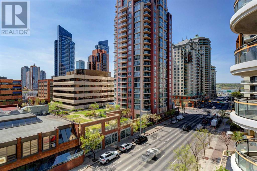 Single Family House for Sale in    Avenue SW Downtown West End Calgary 
