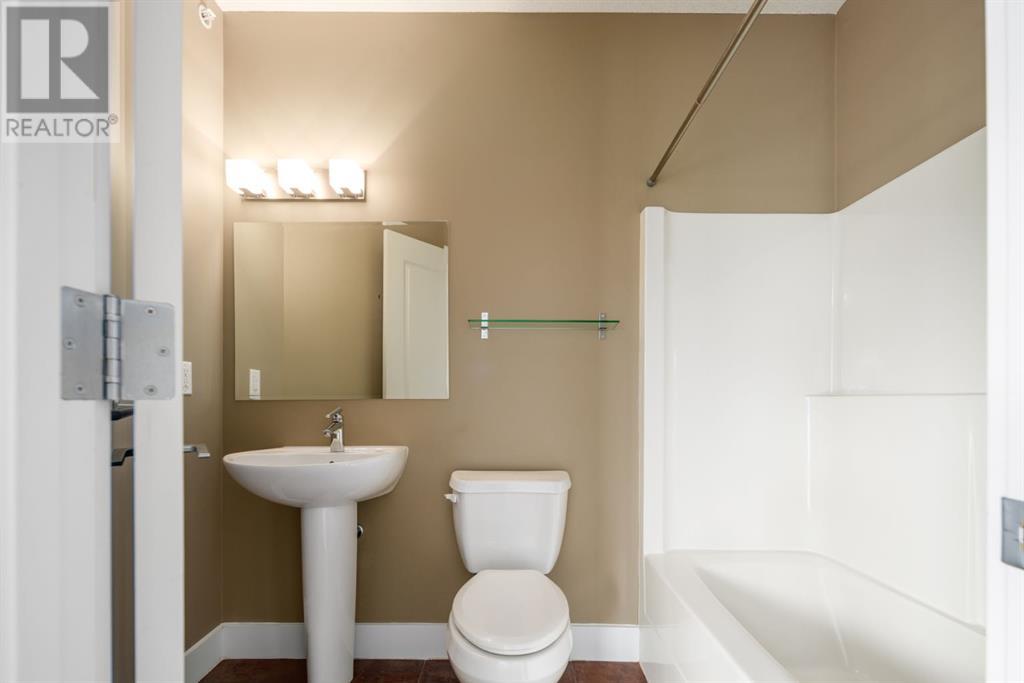 Single Family House for Sale in    Street NW Montgomery Calgary 