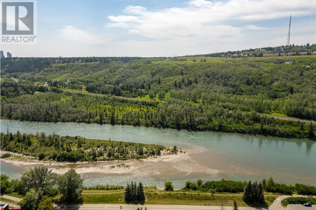 Single Family House for Sale in    Street NW Montgomery Calgary 