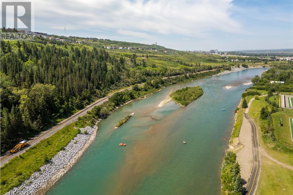 Single Family House for Sale in    Street NW Montgomery Calgary 