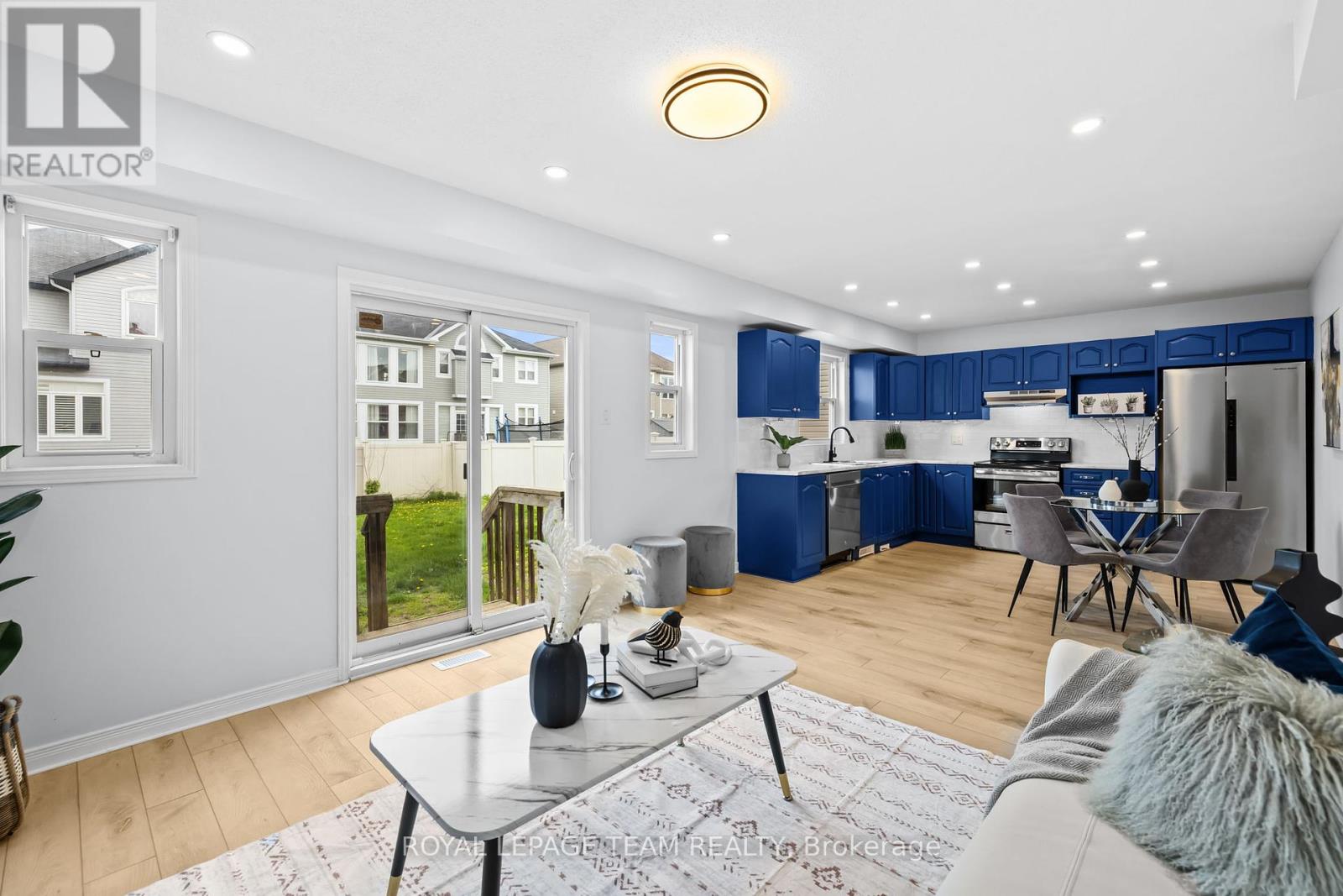 Photo 25 of 381 Moffatt Pond Court, Ottawa ON