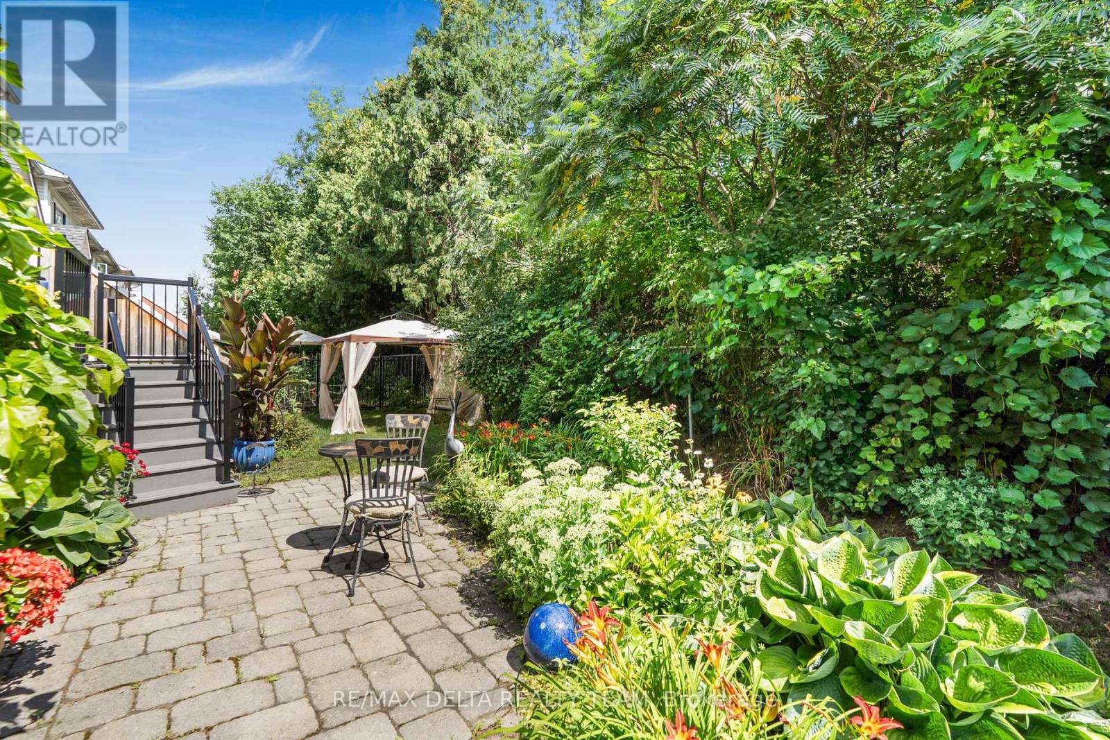 Photo 26 of 6320 Sablewood Place, Ottawa ON