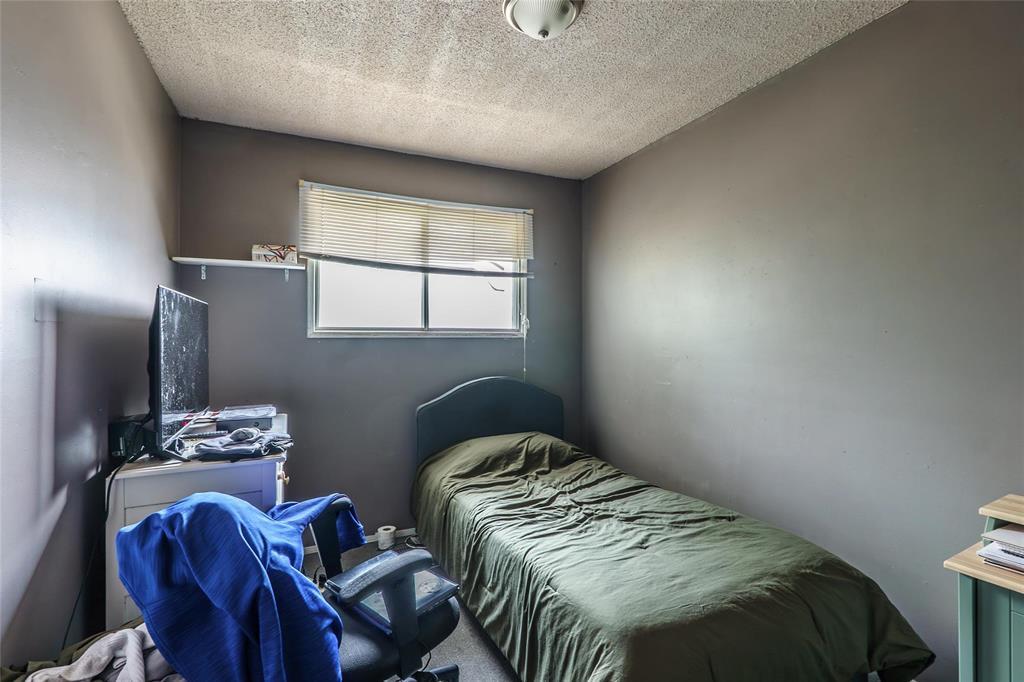 Photo 36 of 794 Chalmers Avenue, Winnipeg MB
