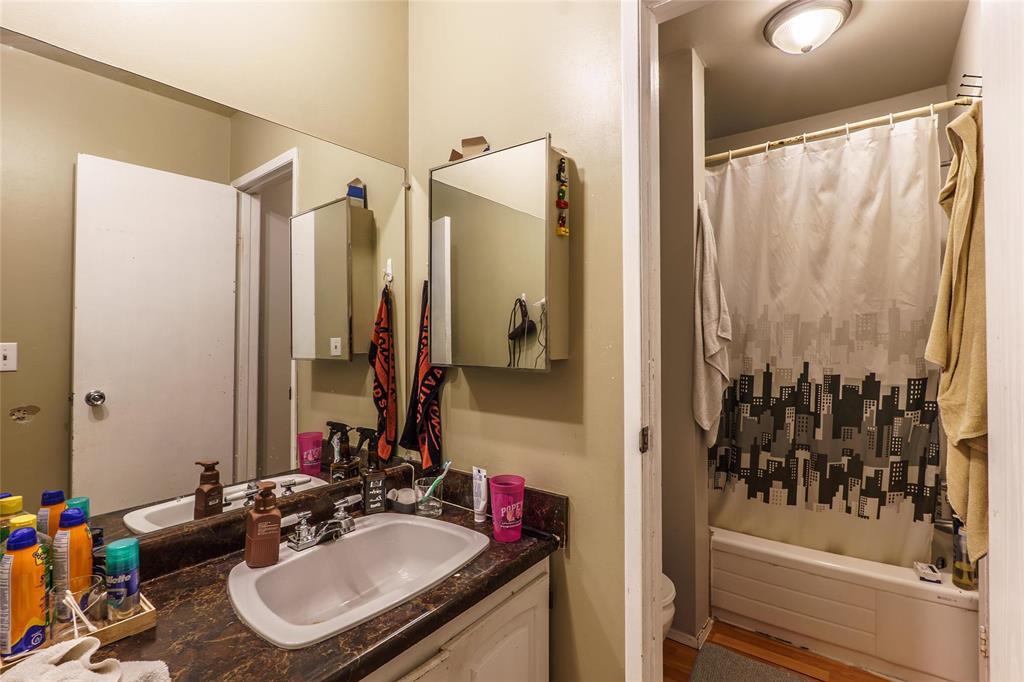 Photo 37 of 794 Chalmers Avenue, Winnipeg MB