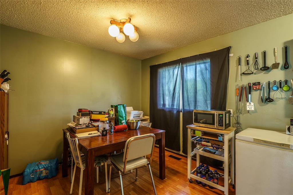 Photo 18 of 794 Chalmers Avenue, Winnipeg MB