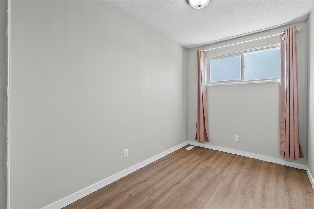 Photo 18 of 196 Le Maire Street, Winnipeg MB