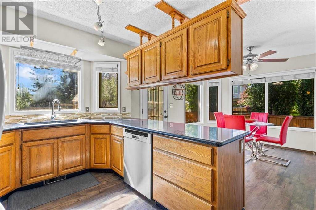 Single Family House for Sale in  Sundown Green SE Sundance Calgary 