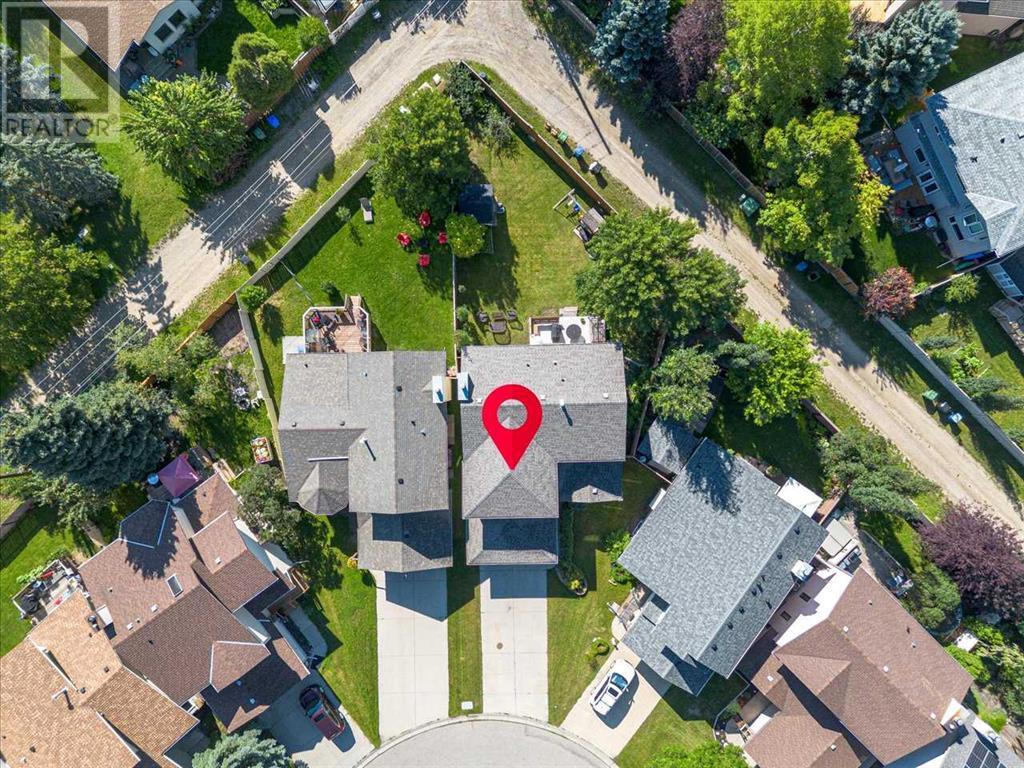 Single Family House for Sale in  Sundown Green SE Sundance Calgary 
