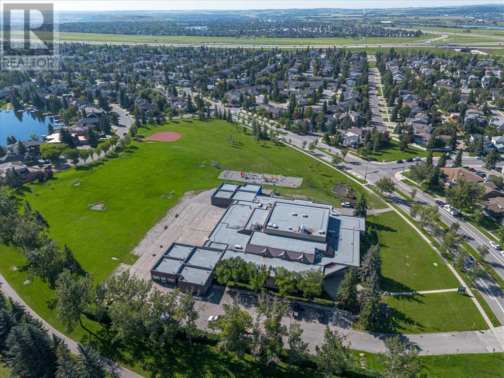 Single Family House for Sale in  Sundown Green SE Sundance Calgary 
