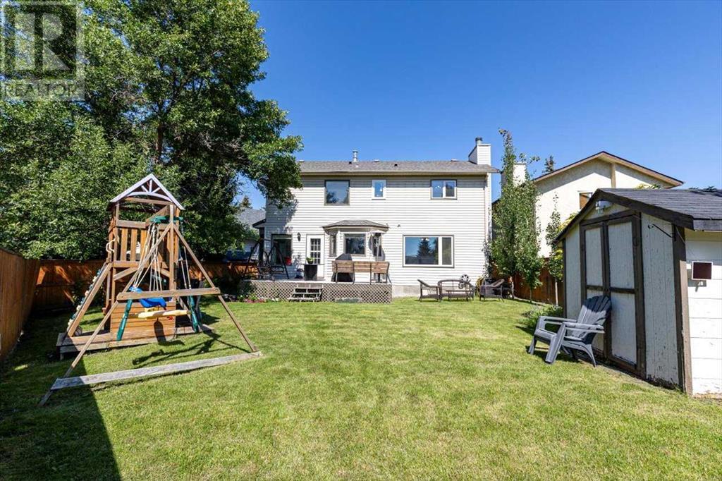 Single Family House for Sale in  Sundown Green SE Sundance Calgary 
