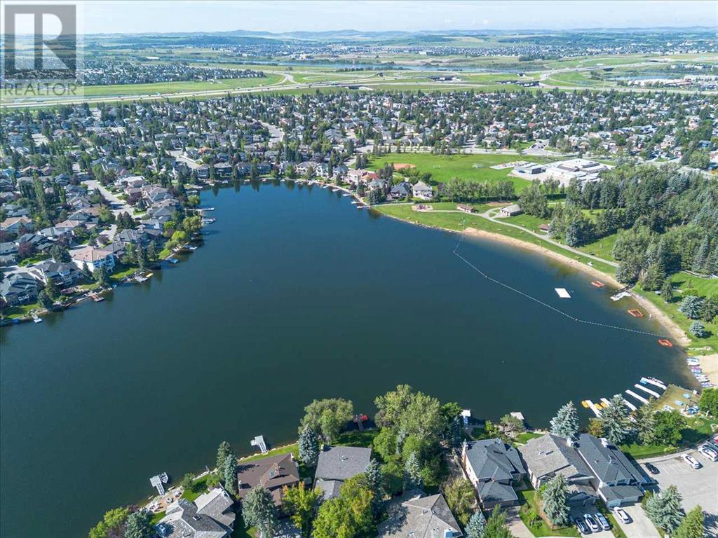 Single Family House for Sale in  Sundown Green SE Sundance Calgary 