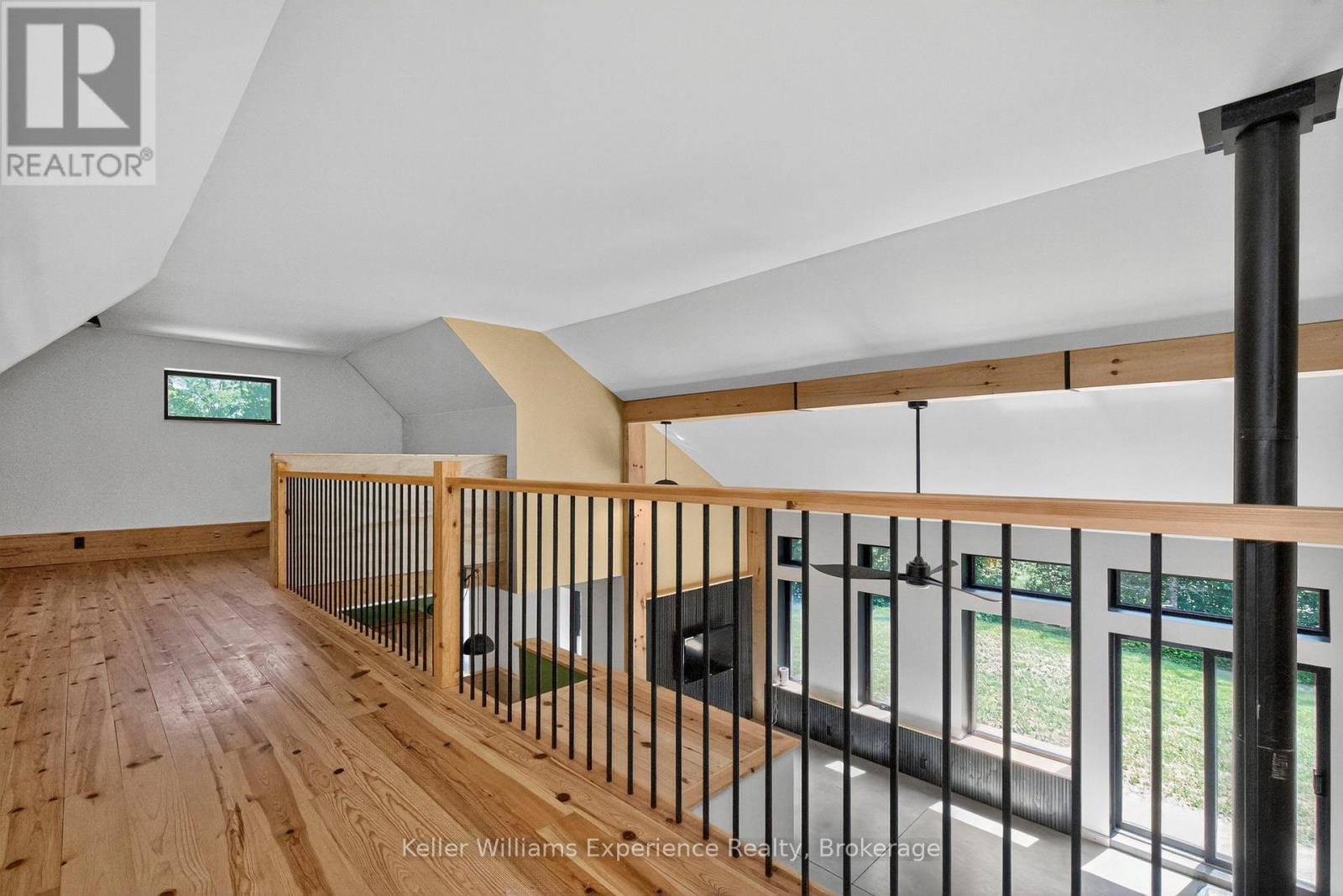 Photo 15 of 753 Honey Harbour Road, Georgian Bay ON