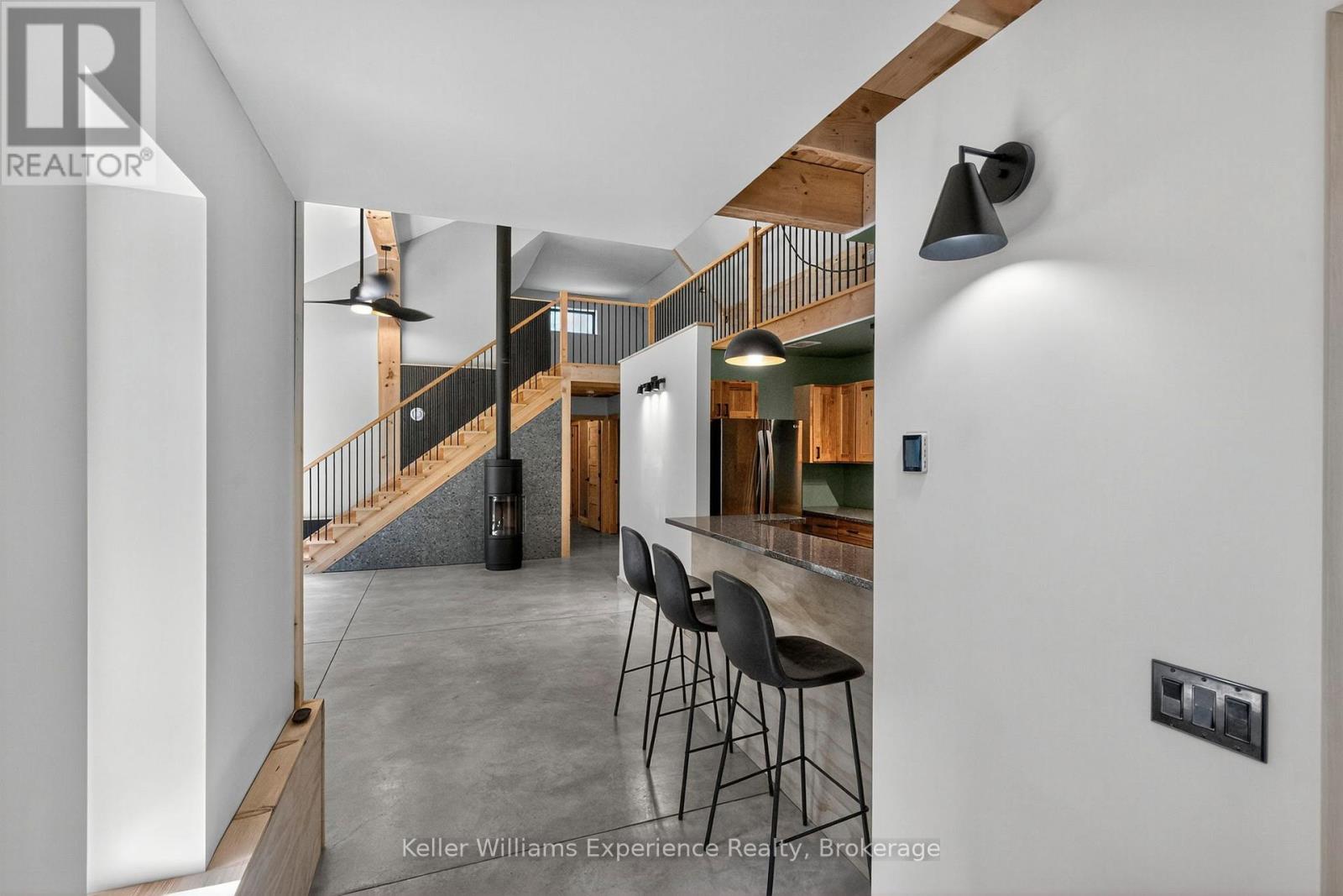 Photo 33 of 753 Honey Harbour Road, Georgian Bay ON