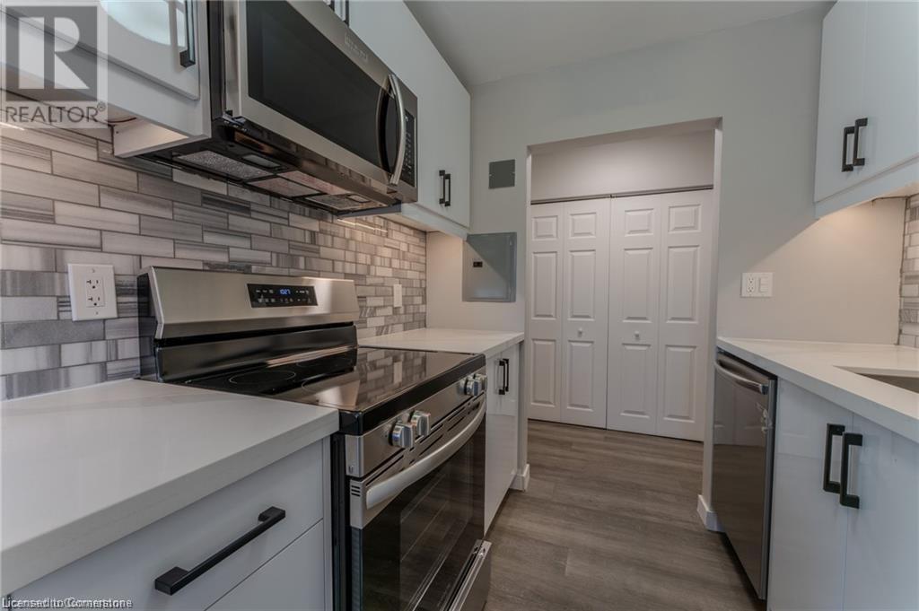 Photo 2 of 413 Hazel Street Unit 203, Waterloo ON