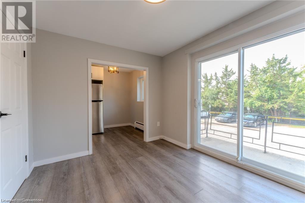 Photo 4 of 413 Hazel Street Unit 203, Waterloo ON