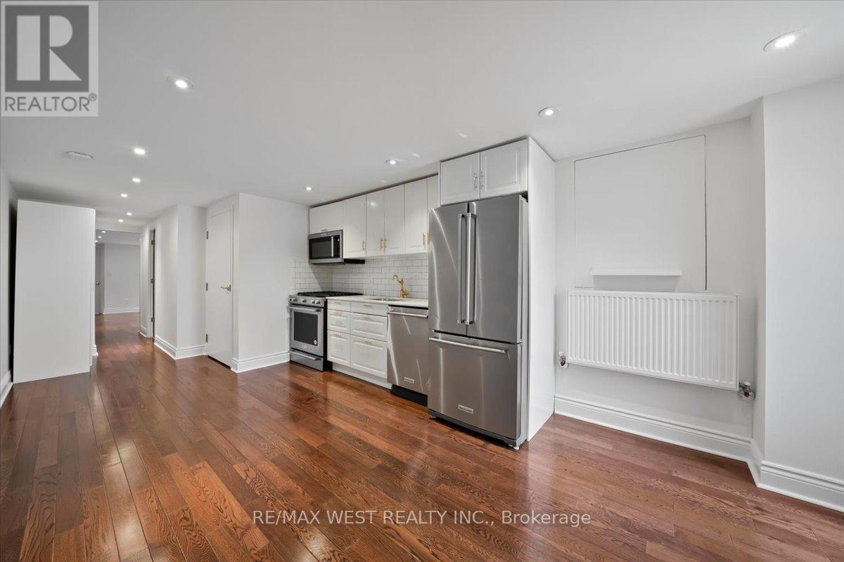 Photo 25 of 248 1 2 Euclid Avenue, Toronto ON