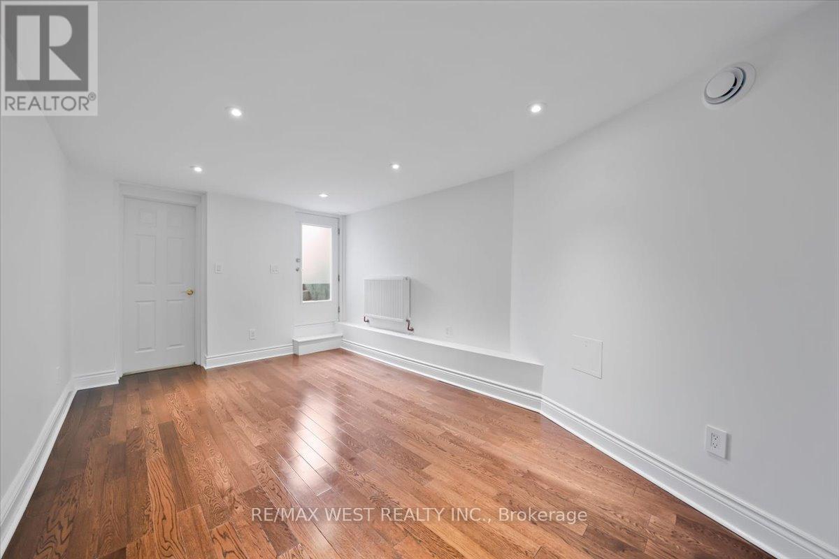 Photo 29 of 248 1 2 Euclid Avenue, Toronto ON