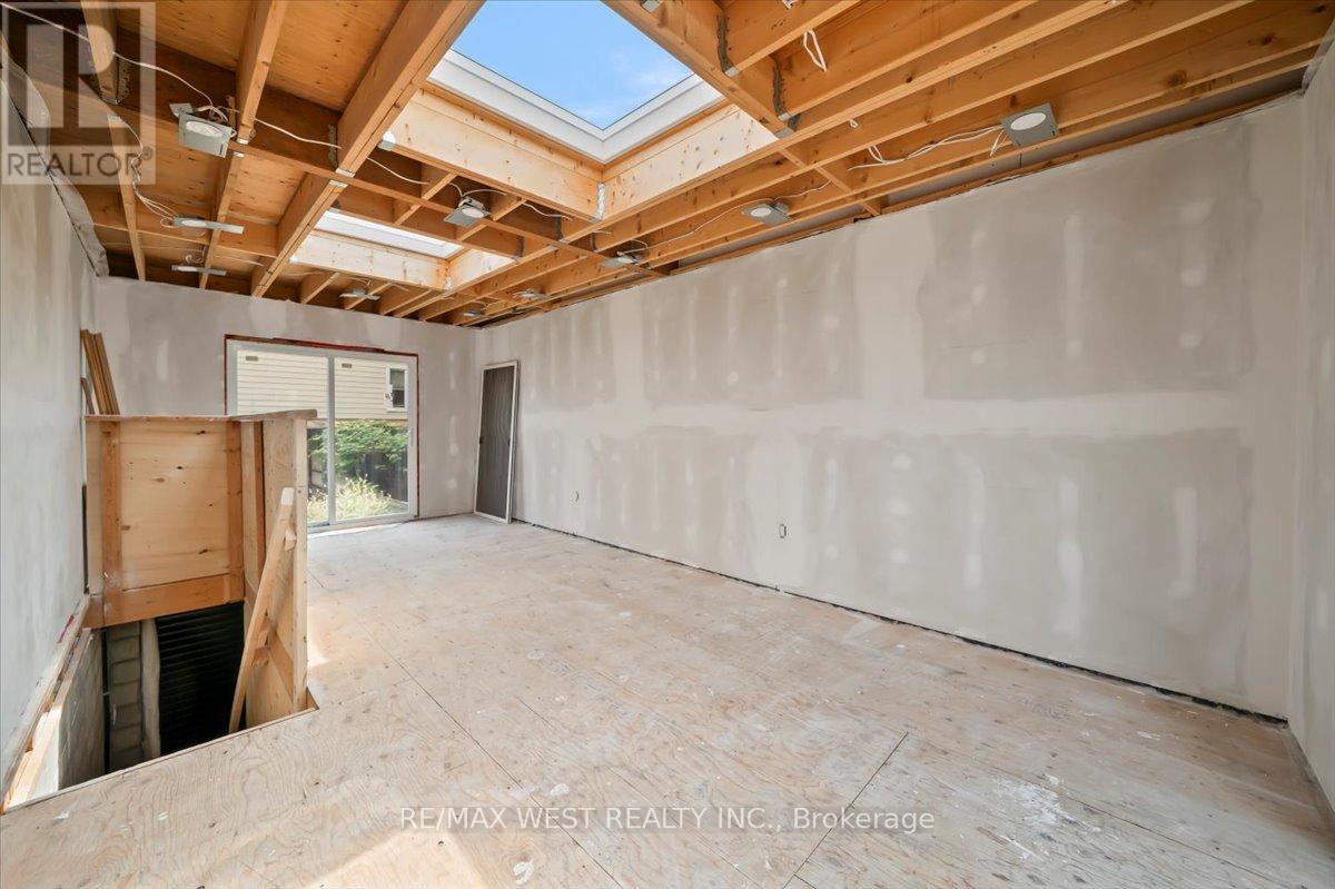 Photo 45 of 248 1 2 Euclid Avenue, Toronto ON