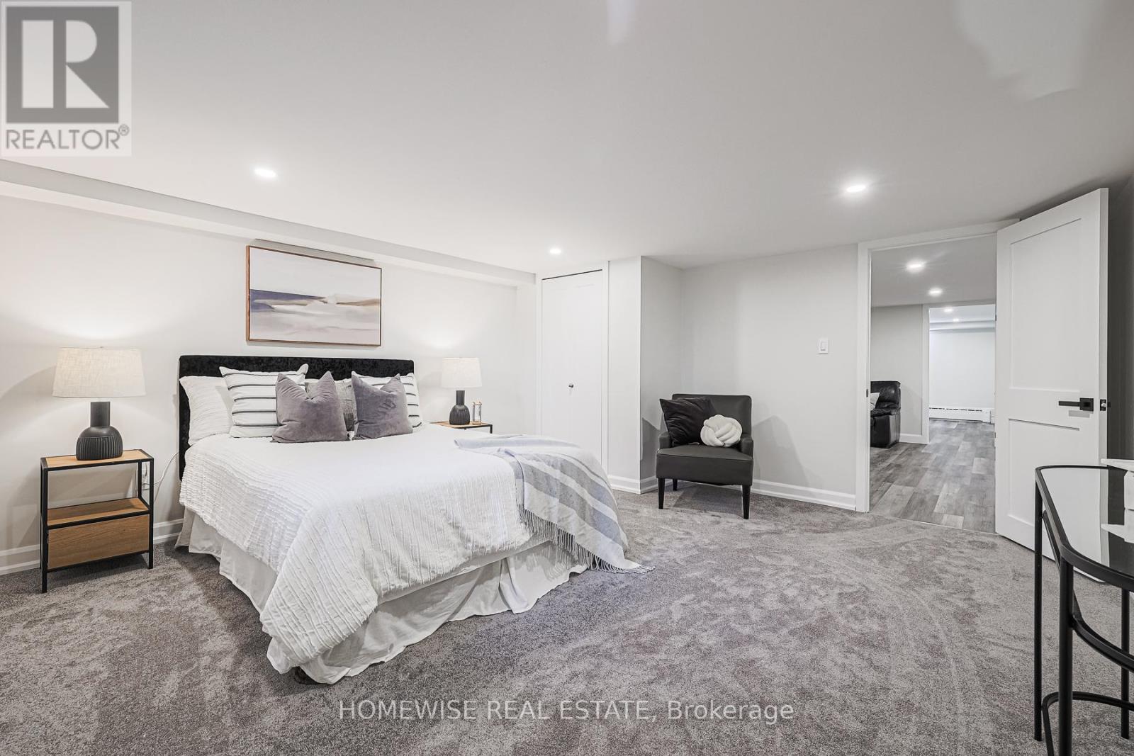 Photo 42 of 21 Bayhampton Court, Toronto ON