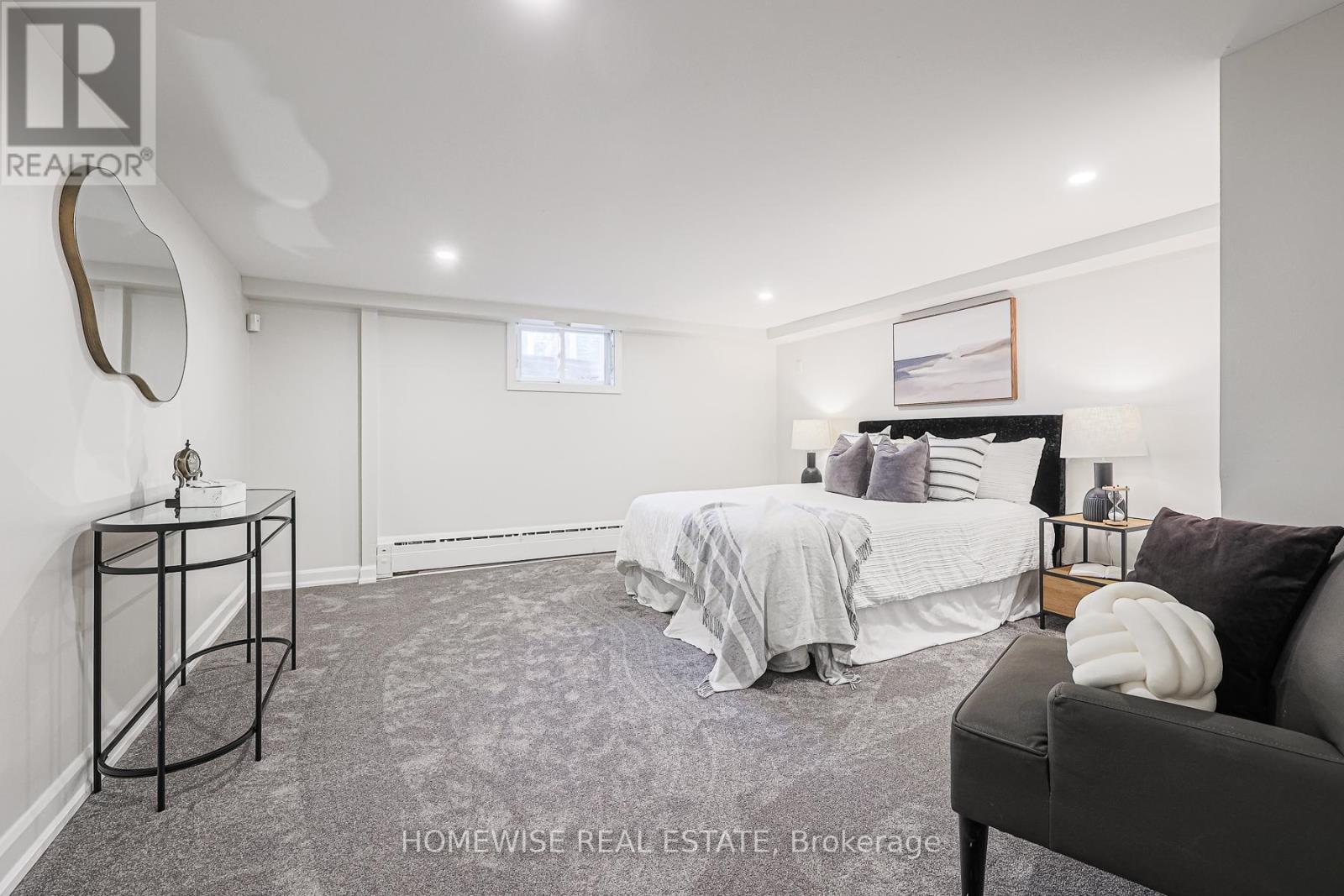 Photo 43 of 21 Bayhampton Court, Toronto ON