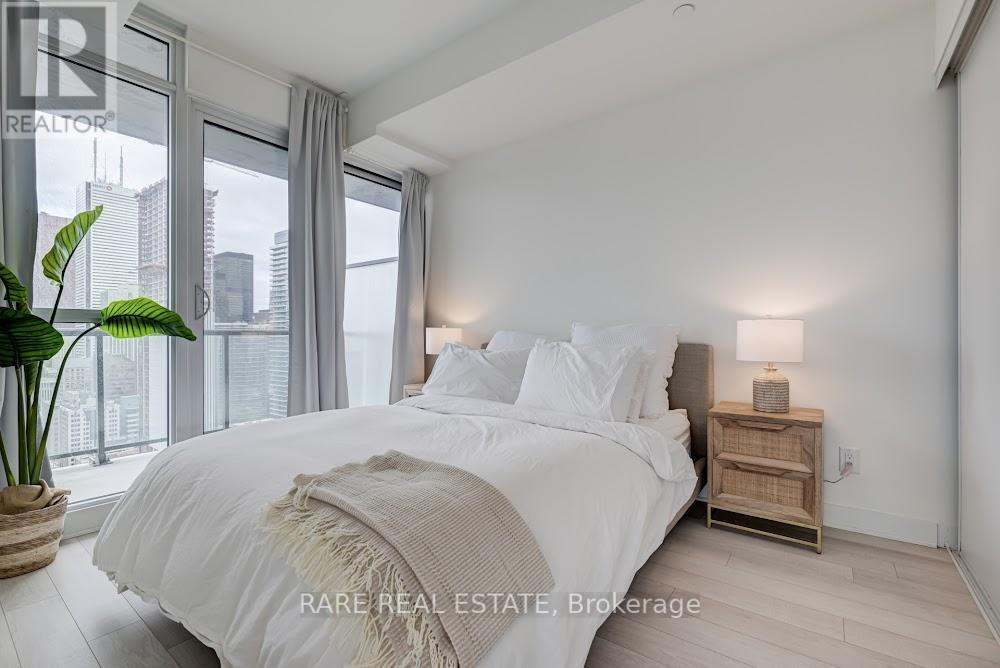 Photo 8 of 2705 290 Adelaide Street W, Toronto ON