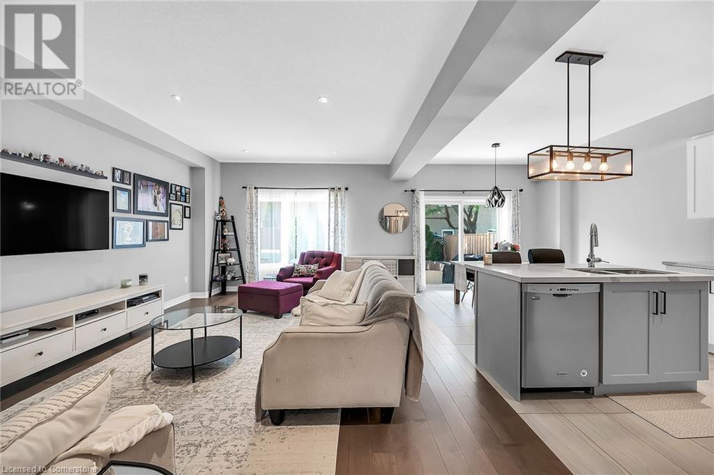 Photo 11 of 120 Vineberg Drive Unit 4, Hamilton ON