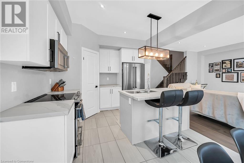Photo 19 of 120 Vineberg Drive Unit 4, Hamilton ON