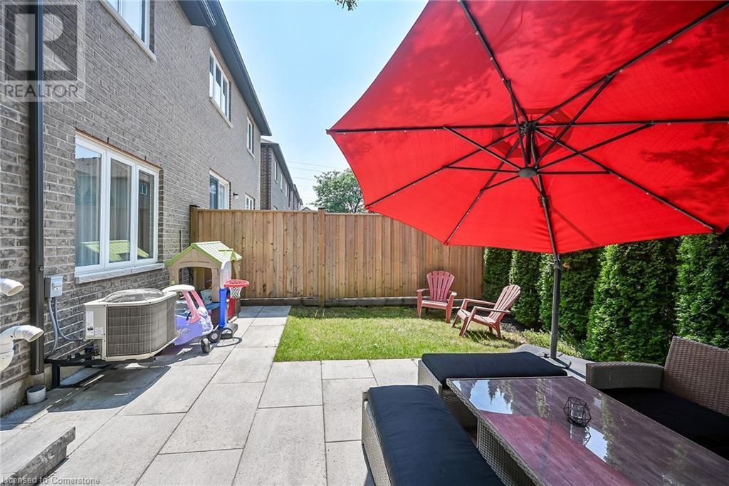 Photo 42 of 120 Vineberg Drive Unit 4, Hamilton ON