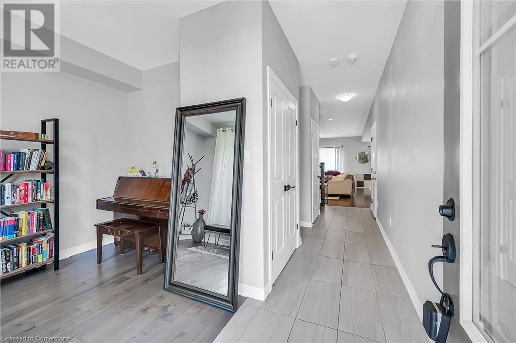 Photo 8 of 120 Vineberg Drive Unit 4, Hamilton ON