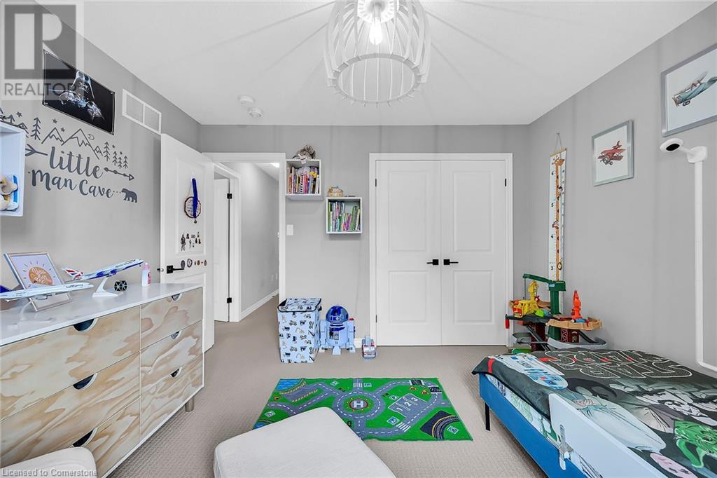 Photo 36 of 120 Vineberg Drive Unit 4, Hamilton ON