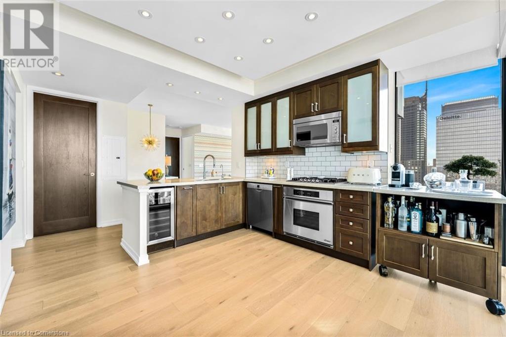 Photo 7 of 33 Lombard Street Unit 4302, Toronto ON
