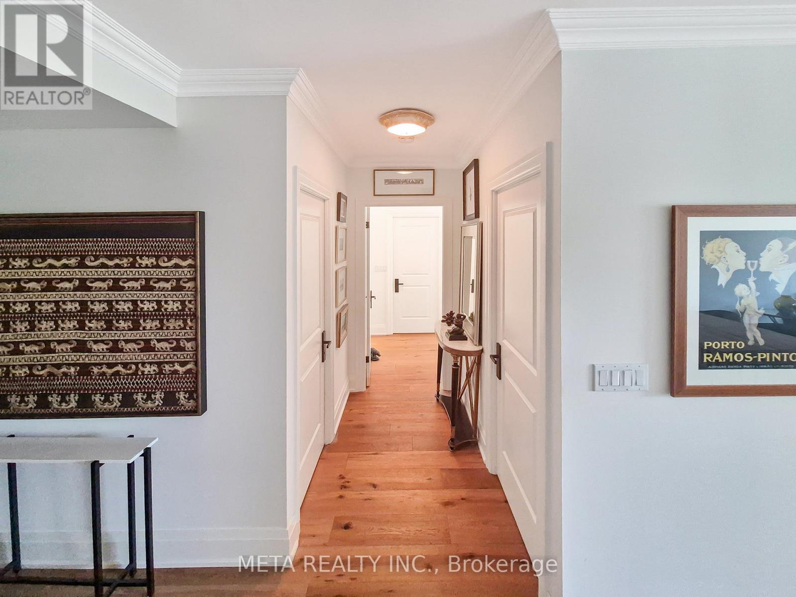 Photo 18 of 501 2855 Bloor Street W, Toronto ON