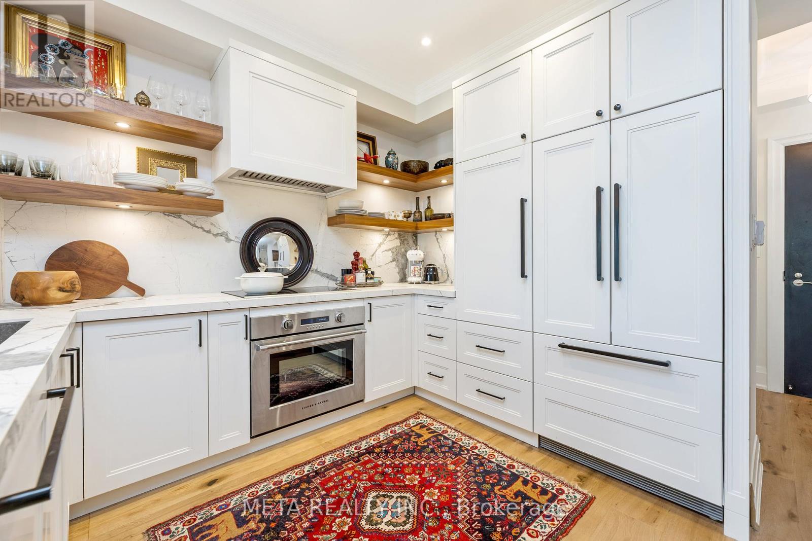 Photo 10 of 501 2855 Bloor Street W, Toronto ON