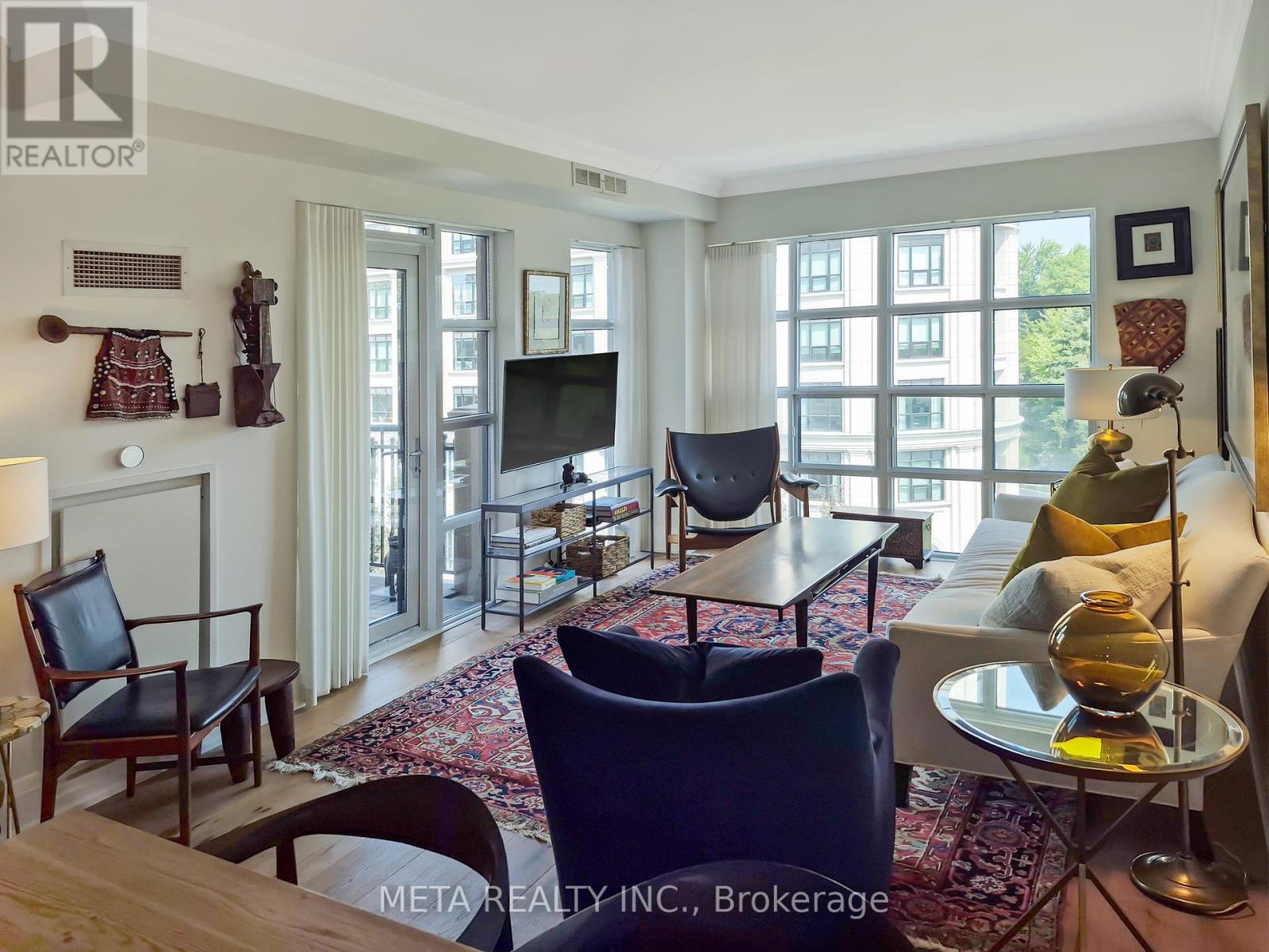 Photo 15 of 501 2855 Bloor Street W, Toronto ON