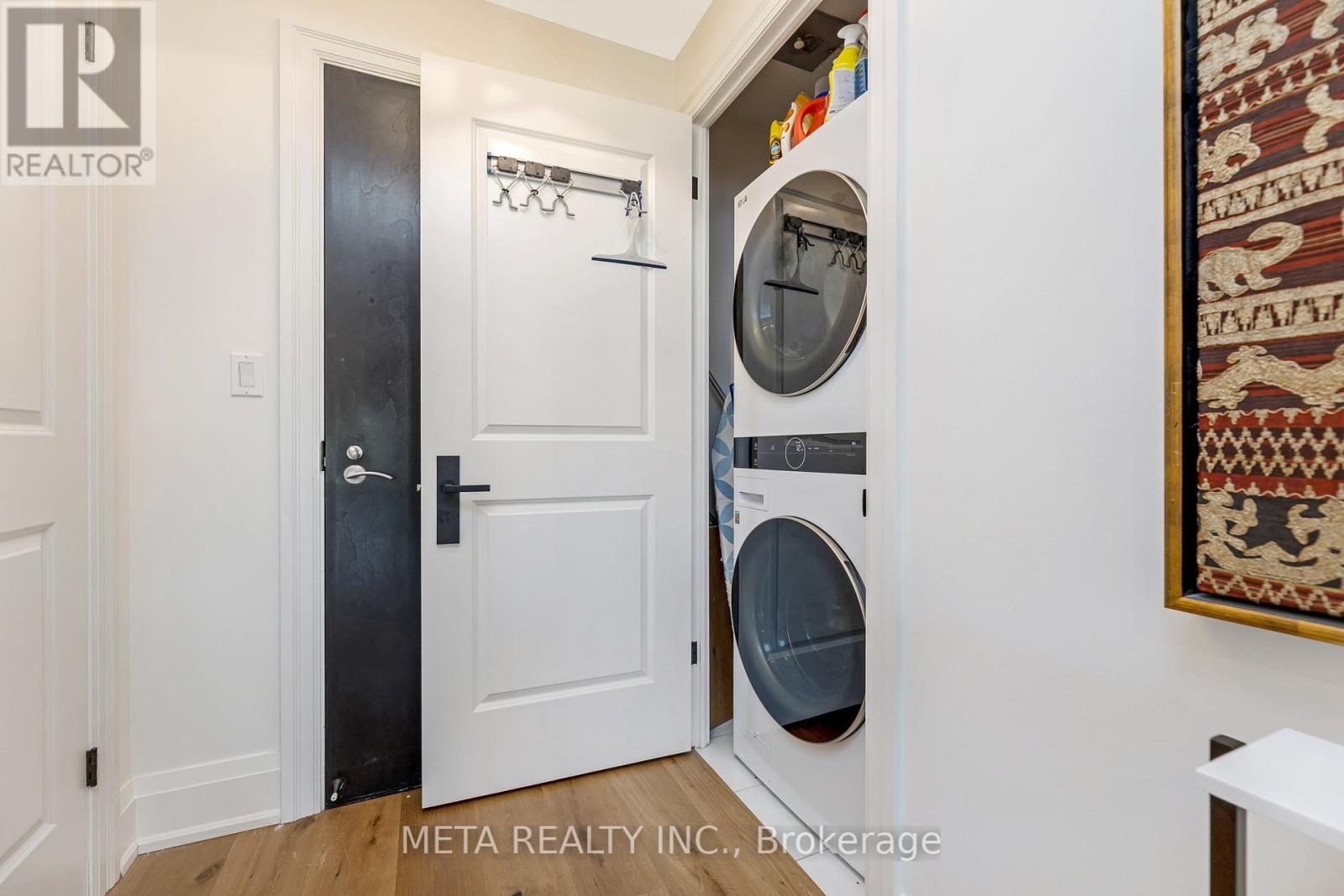 Photo 28 of 501 2855 Bloor Street W, Toronto ON